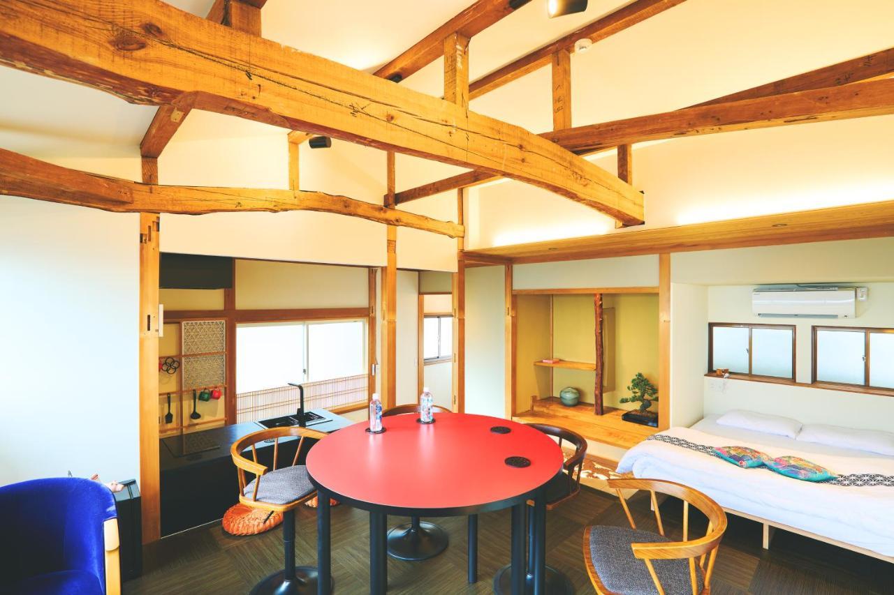 オーシャンビュー 加美屋リゾート 江ノ島,江ノ島の島内,仲見世通りから3分,海と日の出を臨む貸切の和モダン別荘 Fujisawa Eksteriør billede